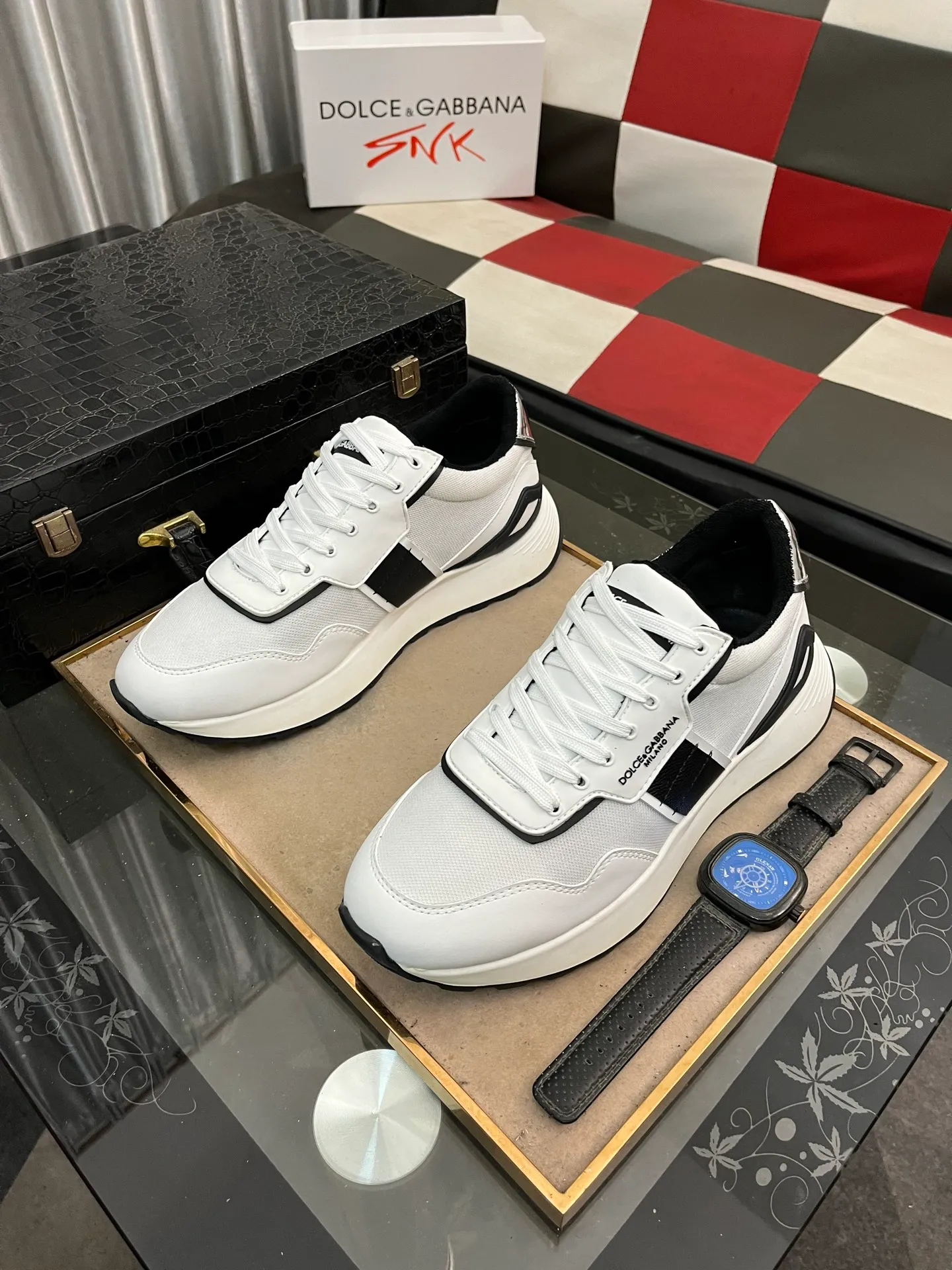 Men's shoes💰480⌚️⌚️New Dolce & Gabbana/top original DG heavy industry series, new casual fashion shoes👟The version is simple and elegant, fashionable and exclusive👑fashionable and generous. Upper: Original first-layer calfskin, comfortable sheepskin lining. Original special electroplated combination outsole, exquisite and luxurious, super A level! Compared with the genuine product at the counter, the version is no worse at all💕Size: 38-46